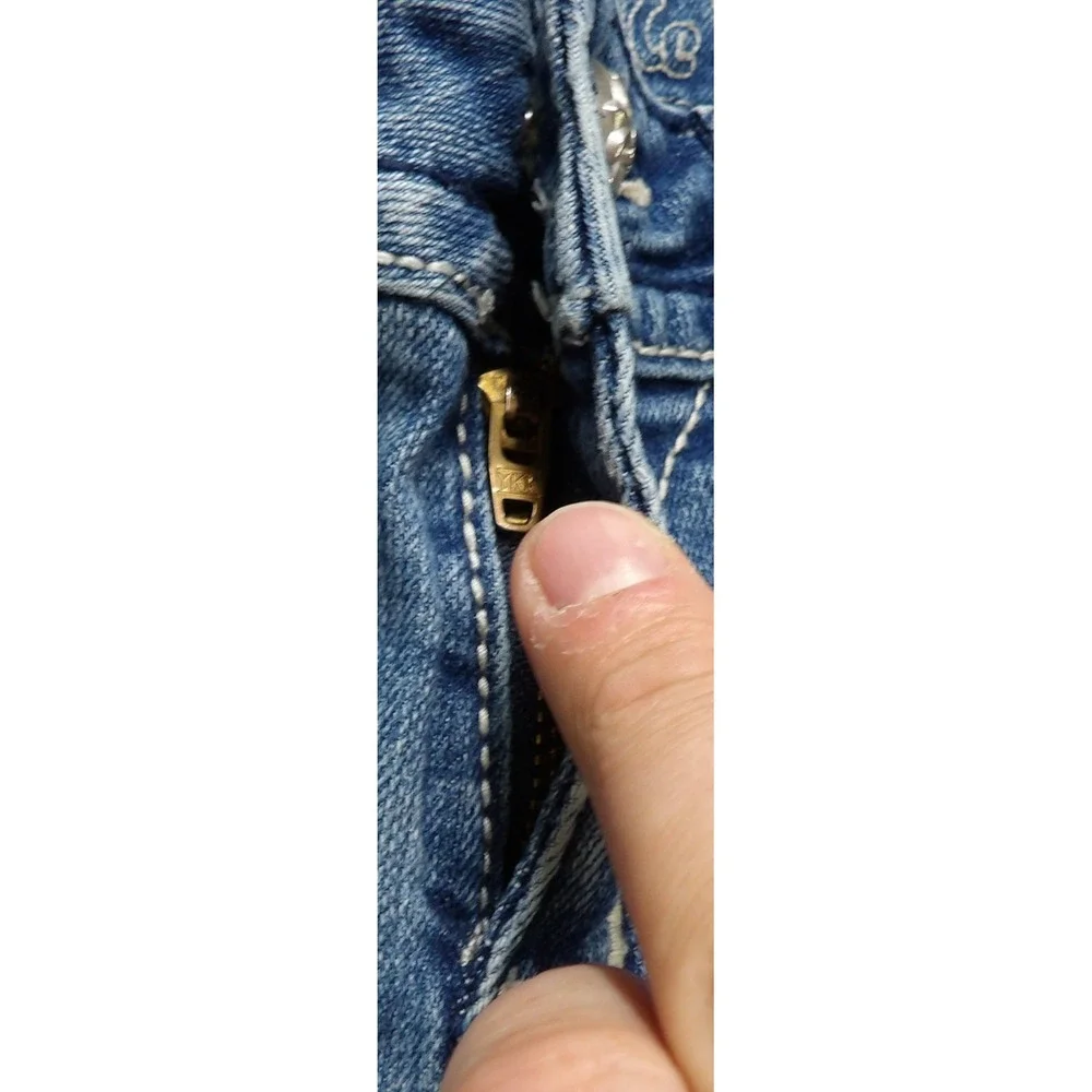 Miss Me Women Capri Jeans 28 Blue Denim Embellished Cross Flap Pocket Rhinestone